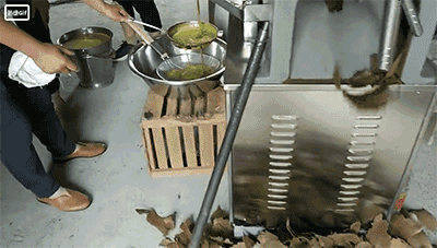 5bfe0fd9e9073.gif 榨油機(jī).gif